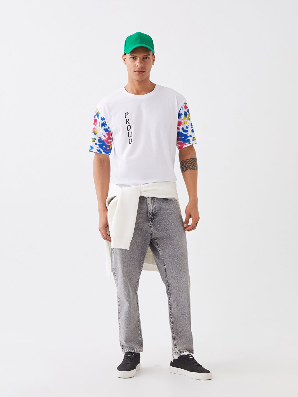 Beyaz Bisiklet Yaka Kısa Kollu Baskılı Penye Erkek Tişört-2