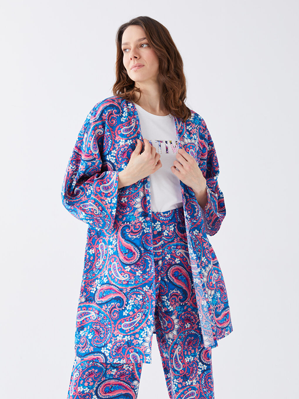 LCWAIKIKI Classic Karışık Baskılı Şal Yaka Desenli Oversize Kadın Kimono