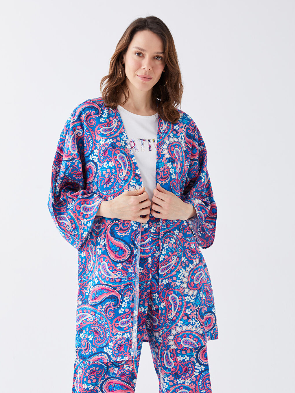 LCWAIKIKI Classic Karışık Baskılı Şal Yaka Desenli Oversize Kadın Kimono - 1