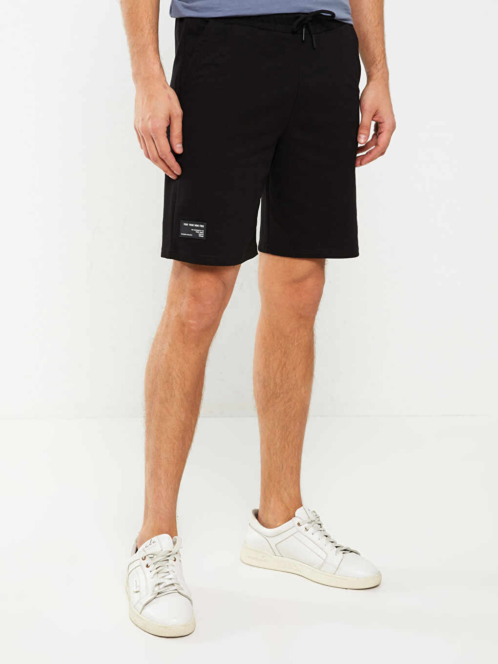 Siyah Standart Kalıp Erkek Şort-2