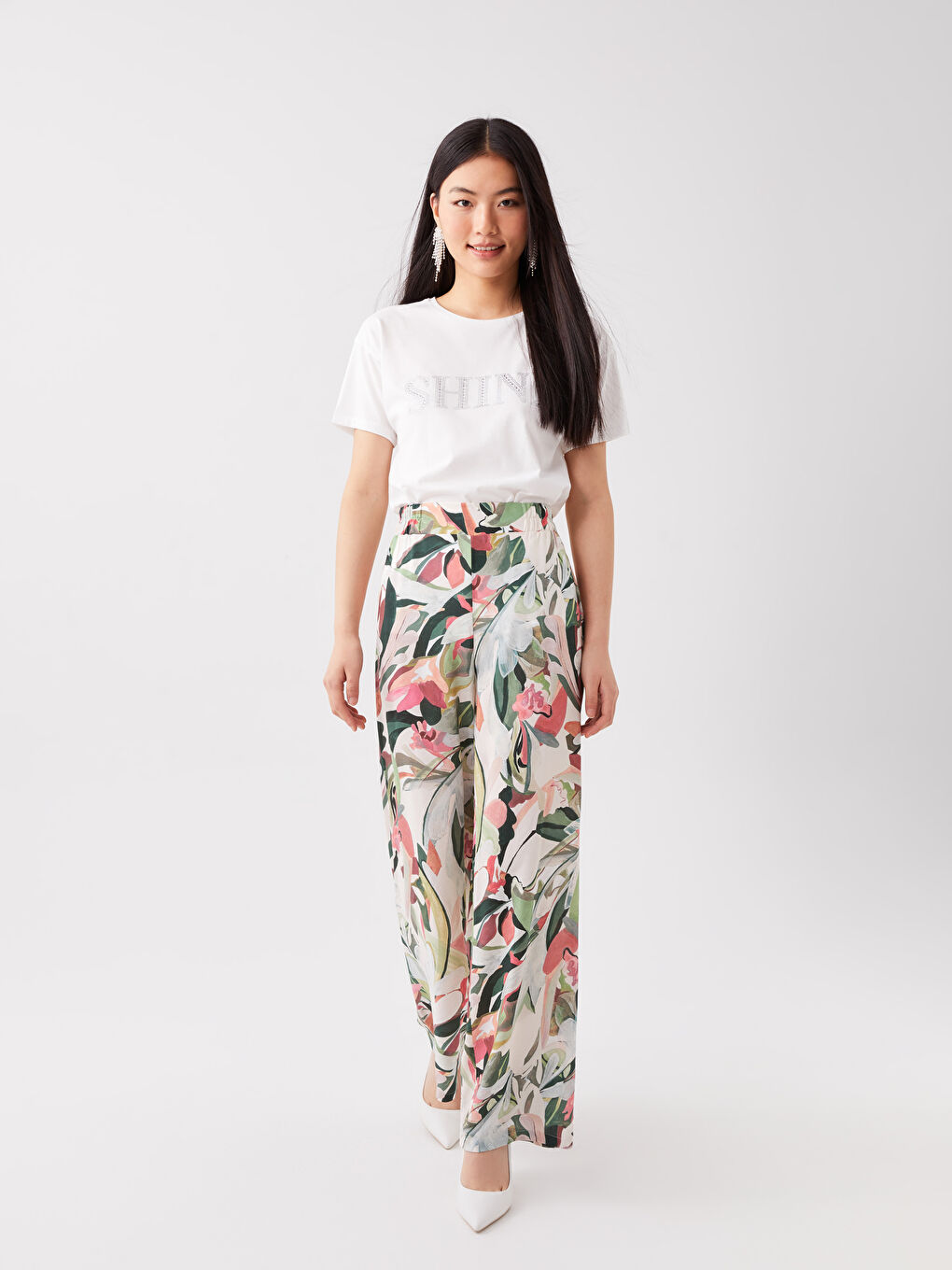 Relaxed Fit Patterned Women's Trousers-1