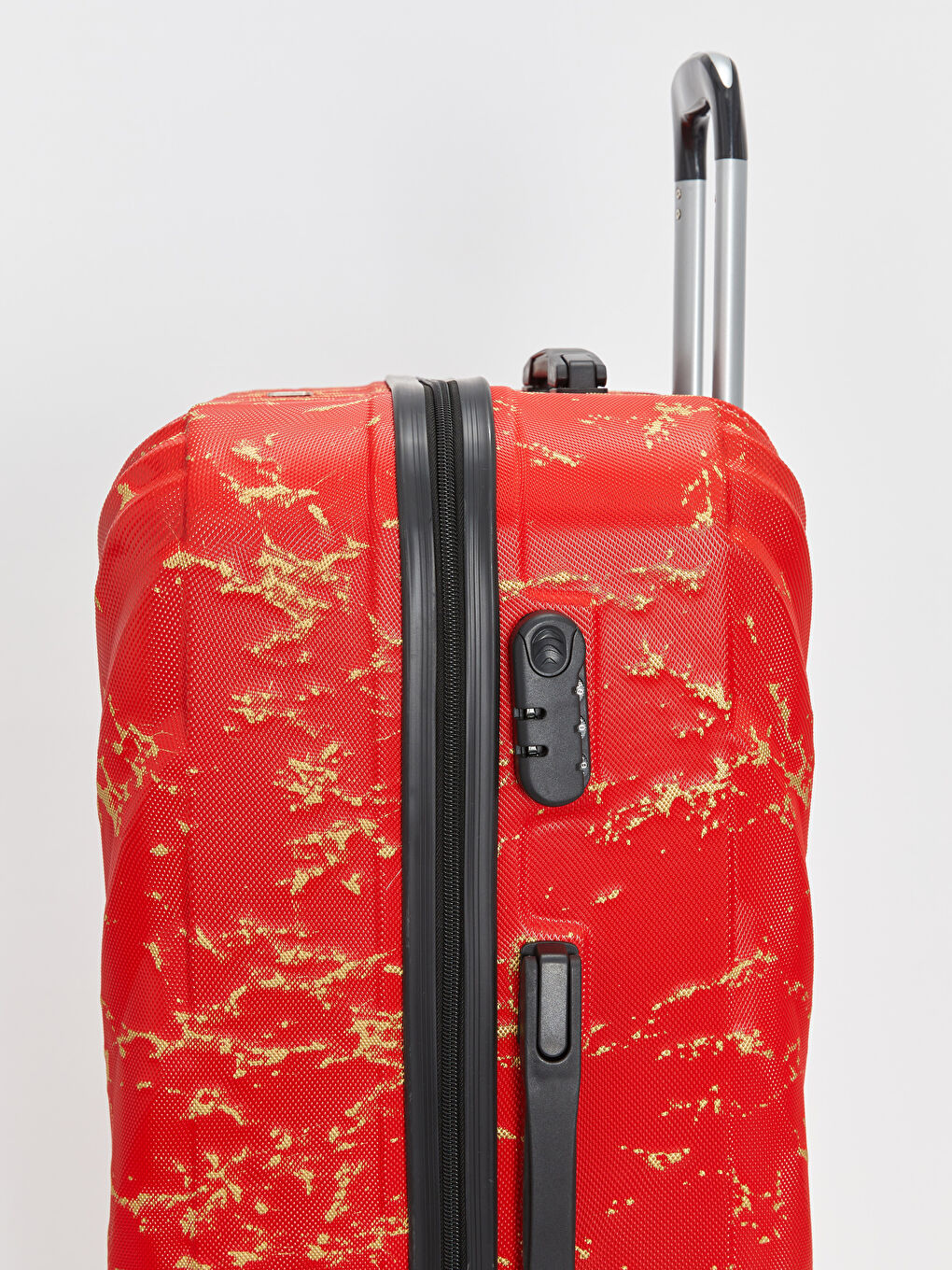 حقيبة سفر مطبوعة بتفاصيل قفل حجم متوسط-4