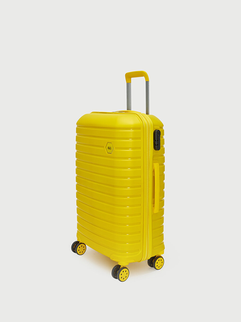 Sarı Kilit Detaylı Orta Boy Valiz-1