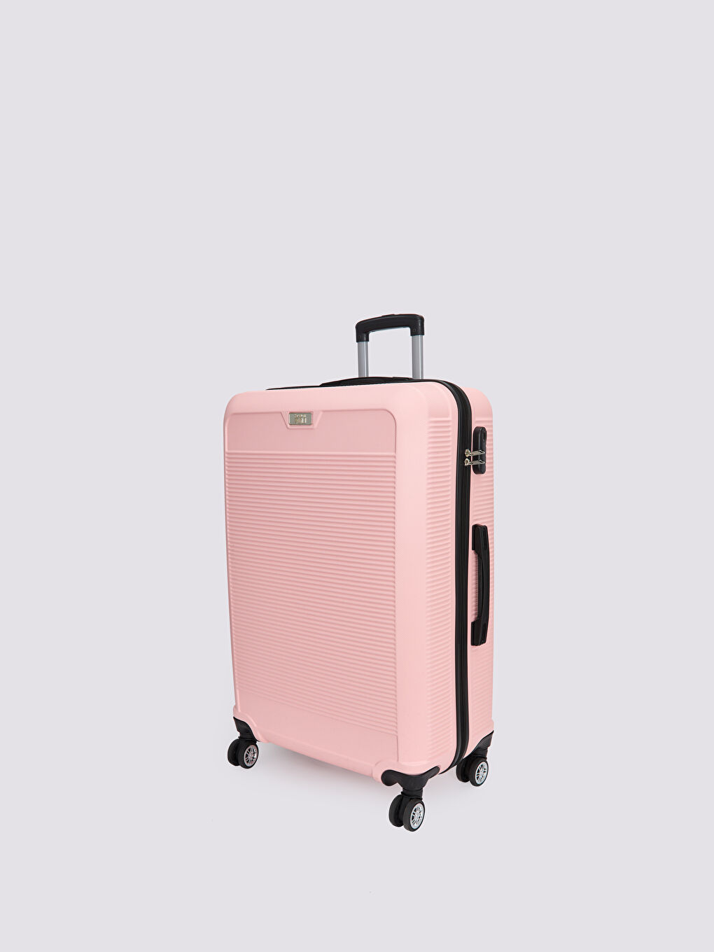 شنطة سفر صغيرة بتفاصيل قفل-1