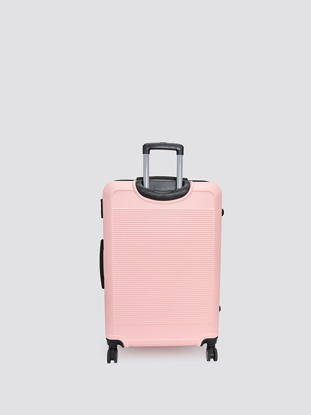 شنطة سفر صغيرة بتفاصيل قفل-2