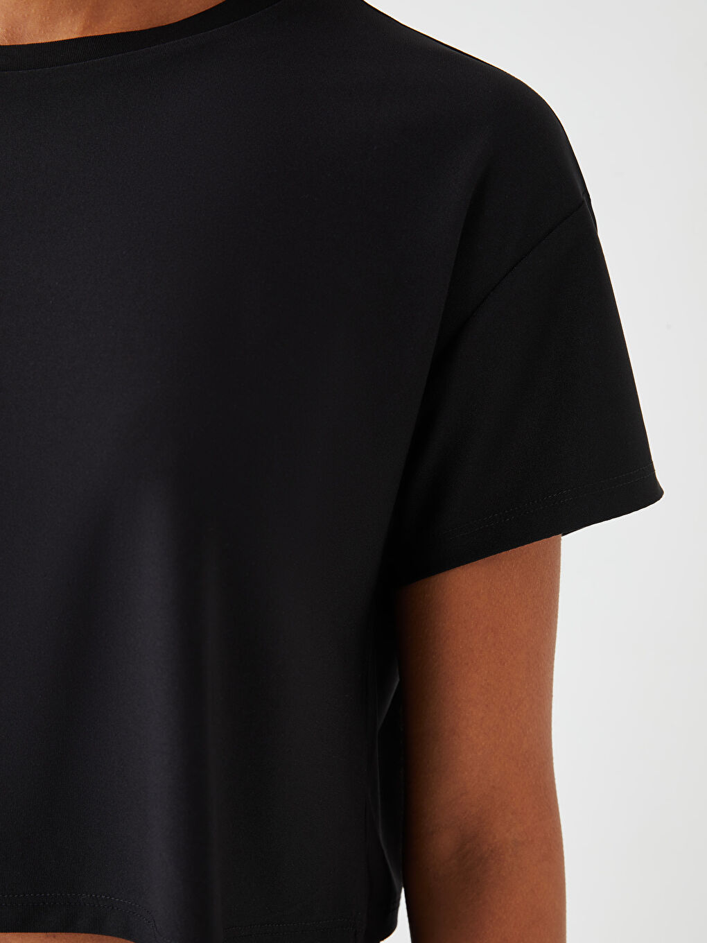 Crew Neck Plain Short Sleeve Women's Crop-3