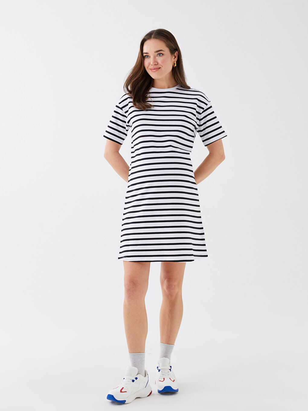 Siyah Bisiklet Yaka Çizgili Kısa Kollu Hamile Elbise-1