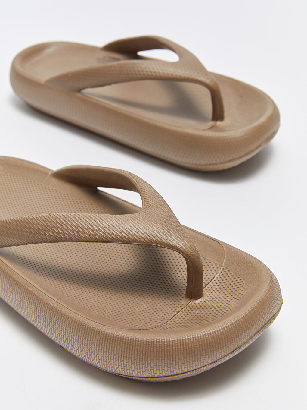 LCW STEPS Women's Flip Flops -S3FK01Z8-CR8