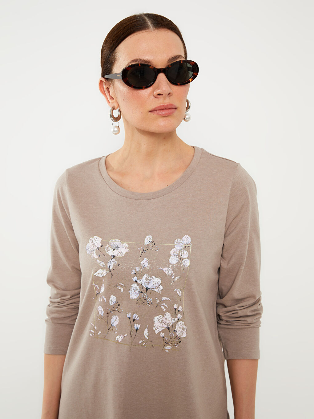 Bej Bisiklet Yaka Baskılı Uzun Kollu Kadın Tişört-2