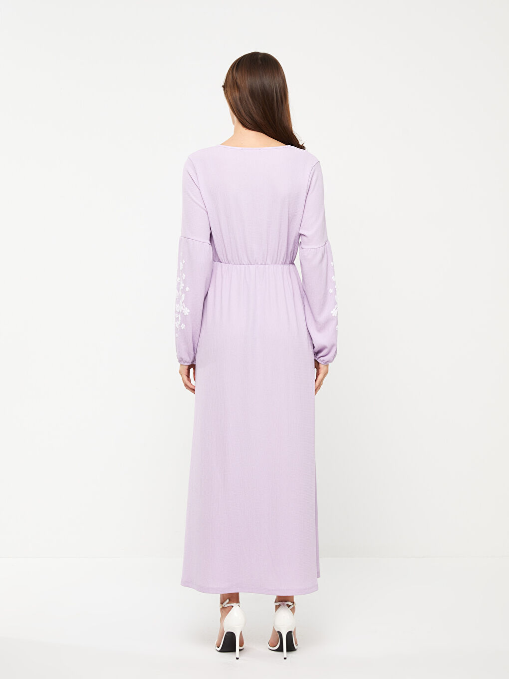 فستان حمل بياقة مربوطة كم طويل كِشكِش سادة-4