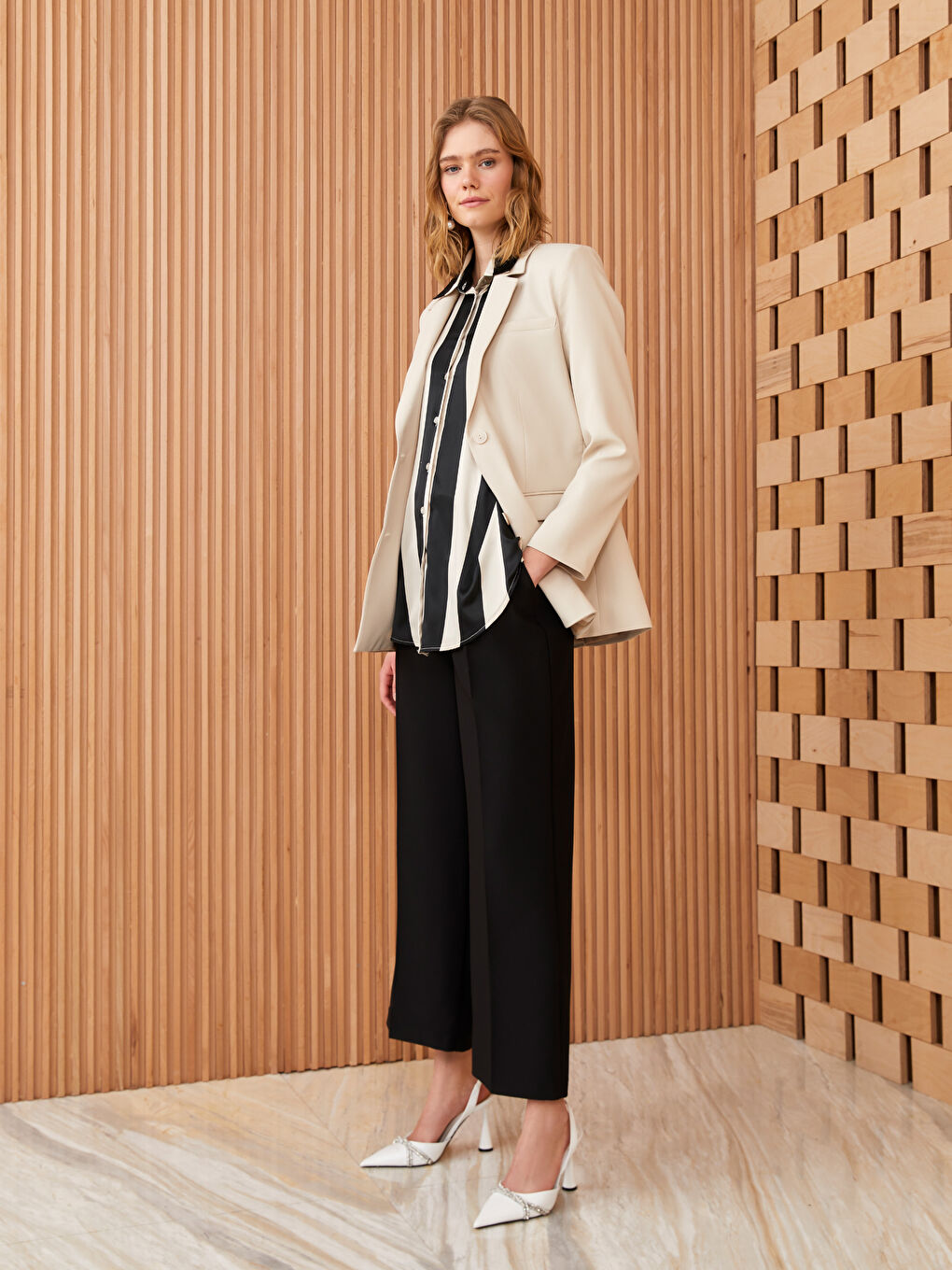 Siyah Rahat Kalıp Kadın Palazzo Pantolon