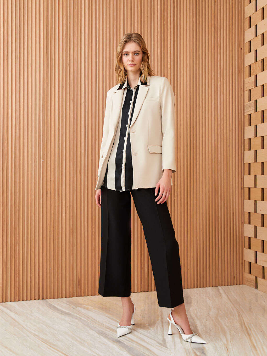 Siyah Rahat Kalıp Kadın Palazzo Pantolon-1