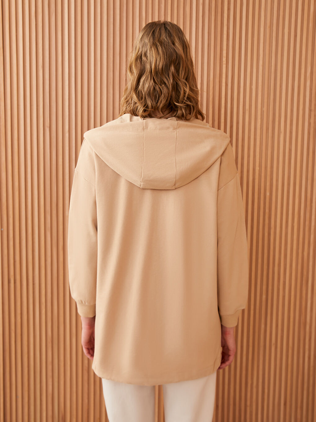 Bej Kapüşonlu Baskılı Uzun Kollu Oversize Kadın Spor Hırka-4