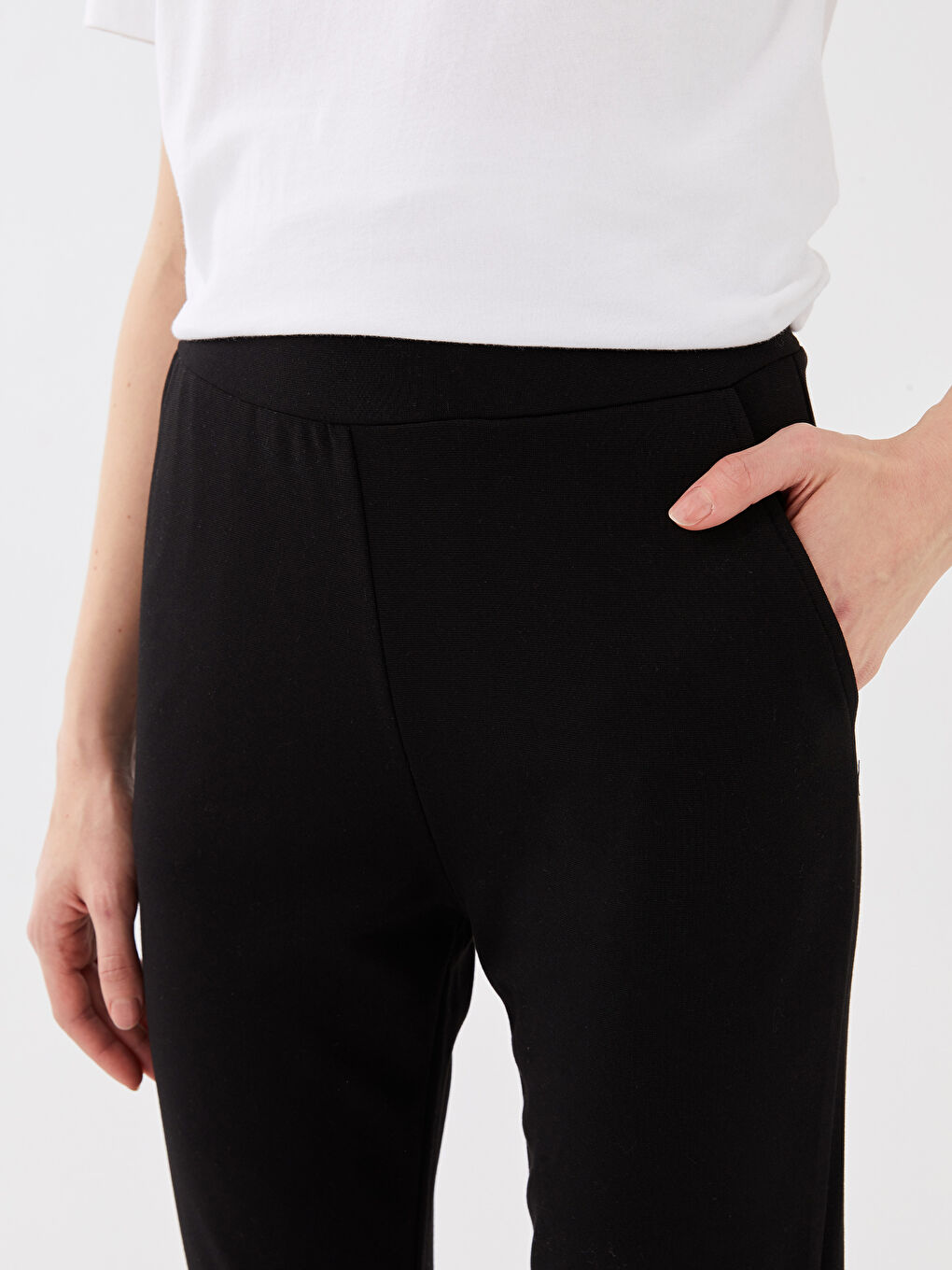 Siyah Kadın Beli Lastikli Düz Eşofman Altı-2