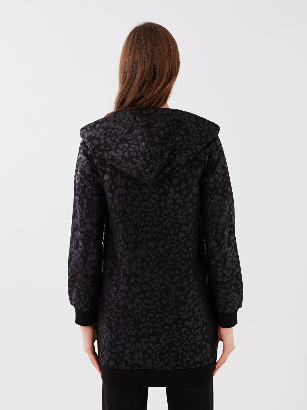 Siyah Kapüşonlu Desenli Uzun Kollu Kadın Hırka-3