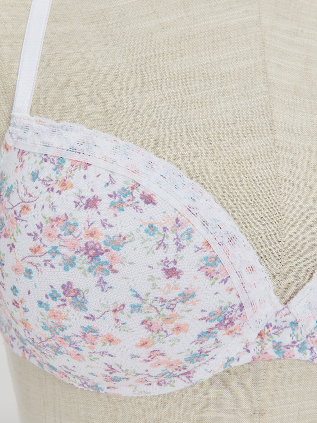 Wired Lightly Padded Floral T-Shirt Bra-2