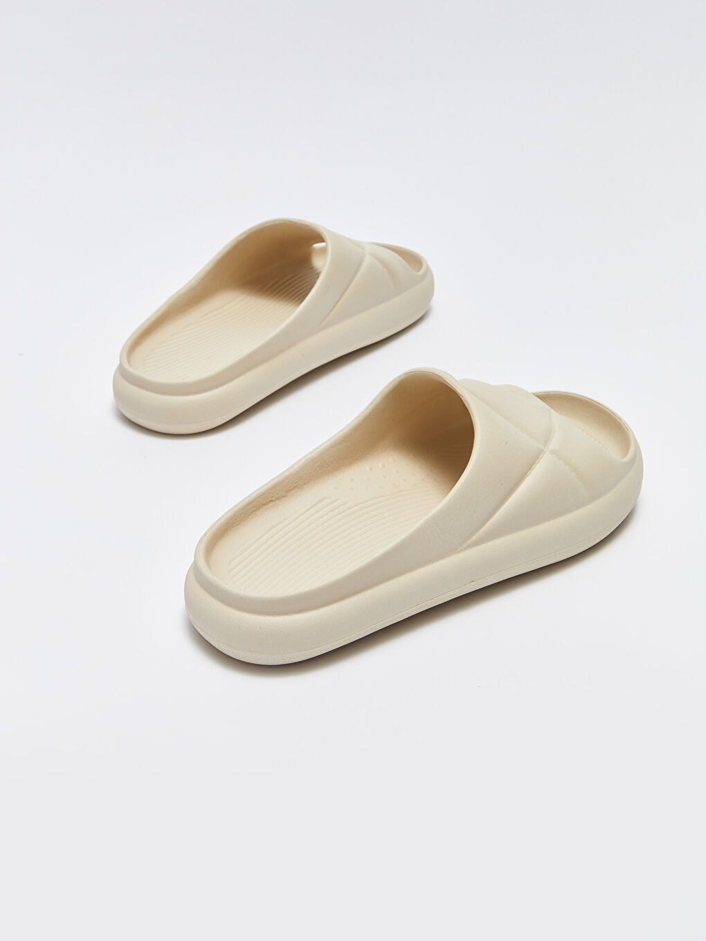 Bej Tek Bantlı Kadın Terlik-4