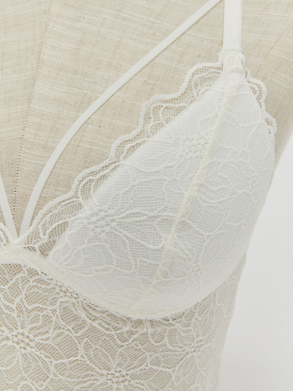 LCW DREAM Ekru Balensiz Dolgusuz Dantelli Bralet - 2