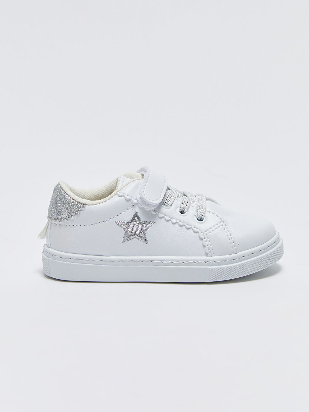 Beyaz Bağcıklı Nakışlı Kız Bebek Spor Ayakkabı-1