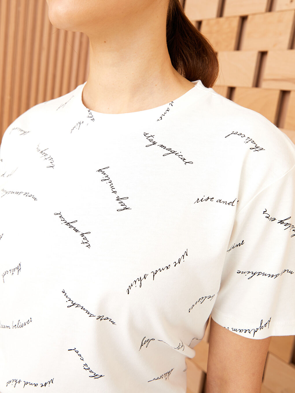 Crew Neck Printed Short Sleeve Women's T-Shirt-3