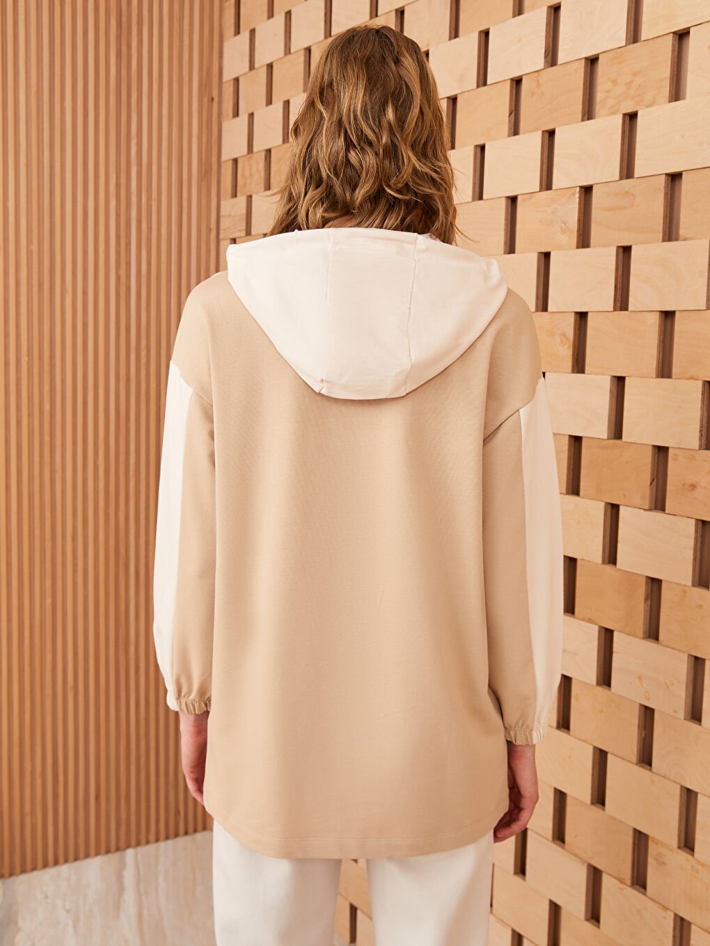 LCW Modest Hooded Color Block Long Sleeve Women's Sweatshirt Tunic -S3FN49Z8-V1P