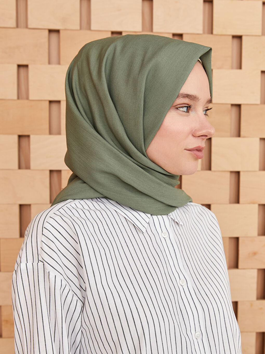 Yeşil Düz Dokuma Kadın Şal-1