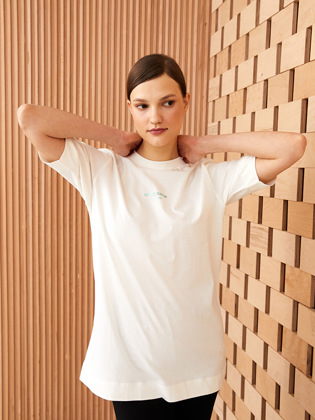 Crew Neck Printed Short Sleeve Women's Tunic-1