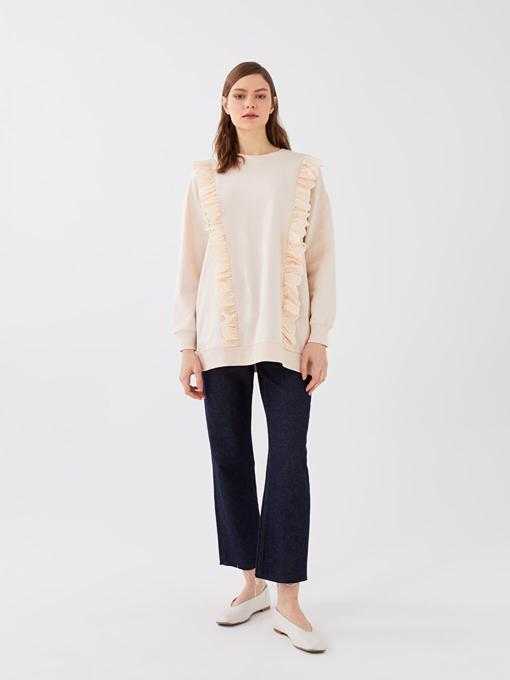 Ekru Bisiklet Yaka Fırfır Detaylı Uzun Kollu Oversize Kadın Sweatshirt Tunik-2