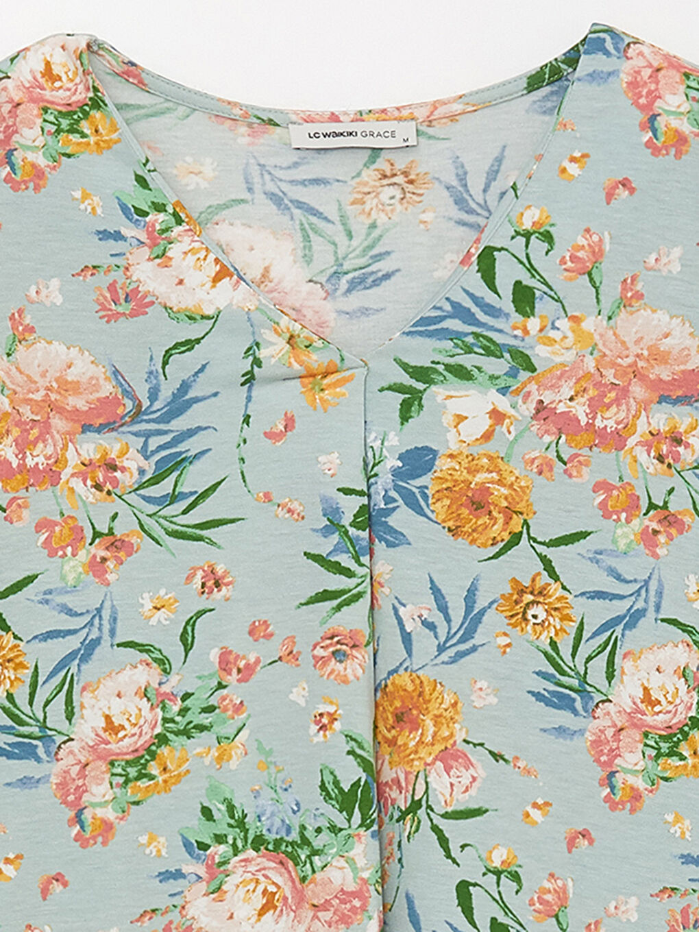 Yeşil V Yaka Çiçekli Kısa Kollu Kadın Tişört-7