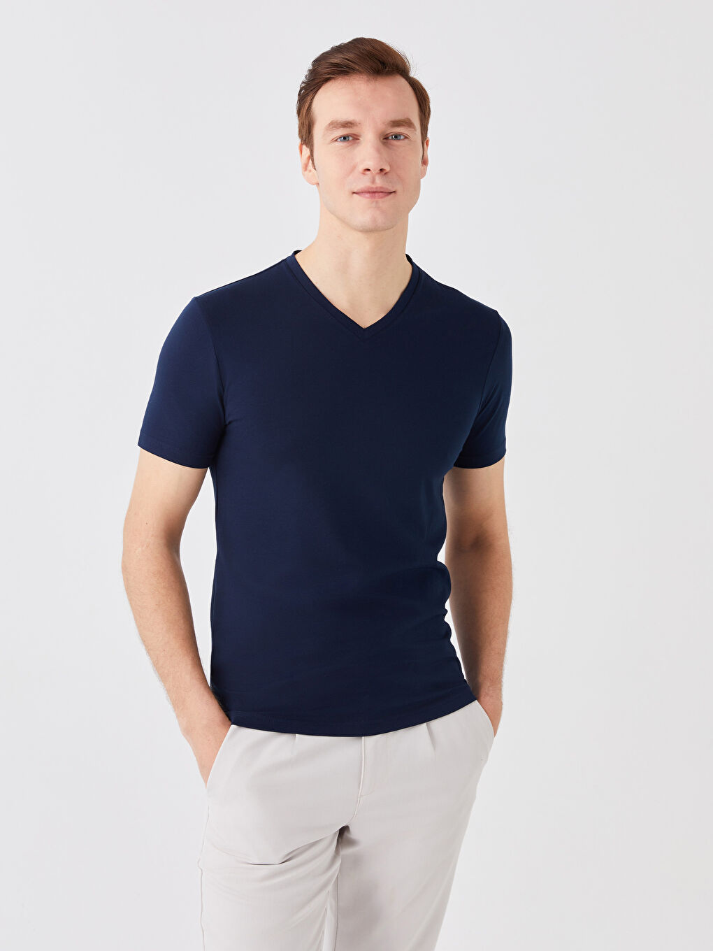 Tricou pentru Bărbați cu Decolteu în V și Mânecă Scurtă din Jerseu