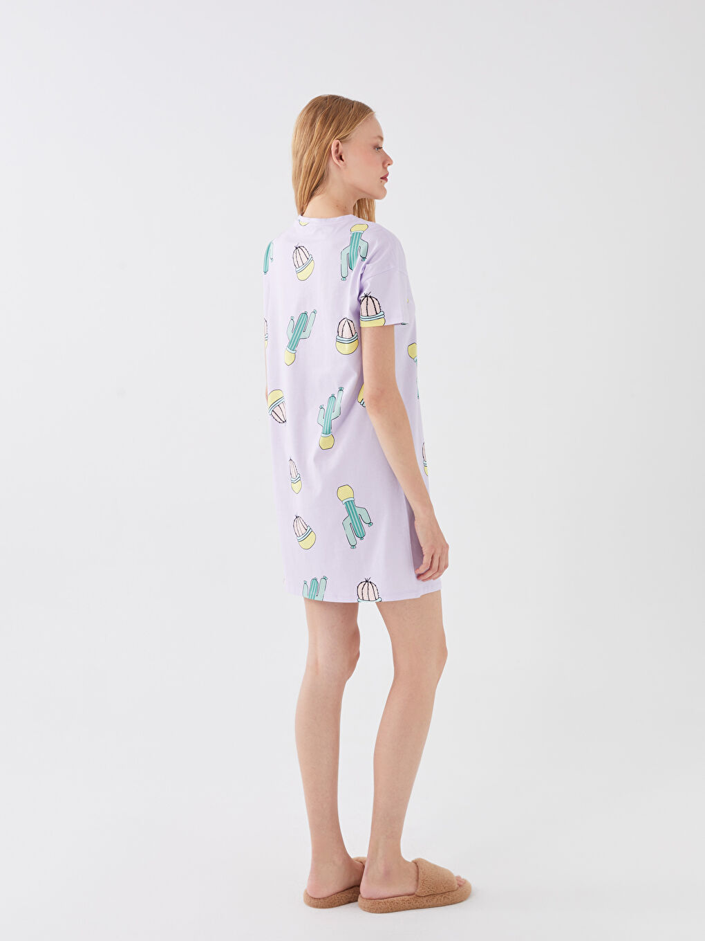 Lila Bisiklet Yaka Desenli Kısa Kollu Kadın Gecelik-3