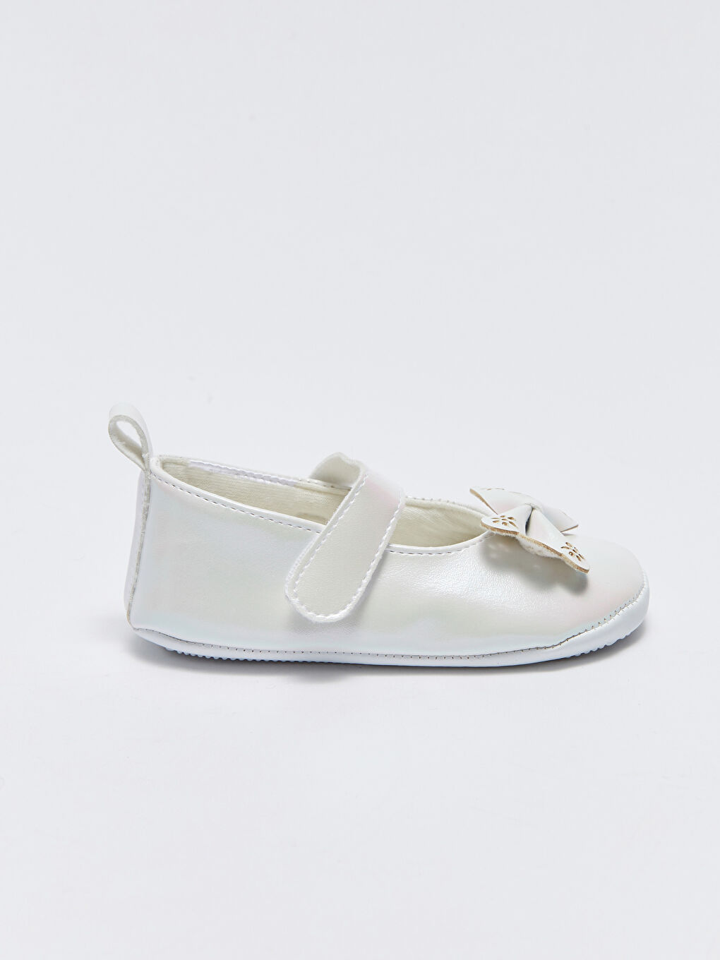 Beyaz Fiyonk Detaylı Kız Bebek Yürüme Öncesi Ayakkabı ve Saç Bandı-1