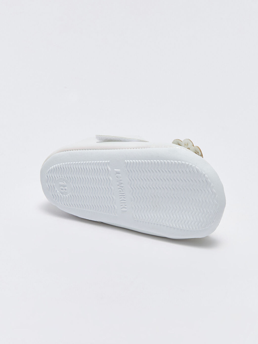 Beyaz Fiyonk Detaylı Kız Bebek Yürüme Öncesi Ayakkabı ve Saç Bandı-3