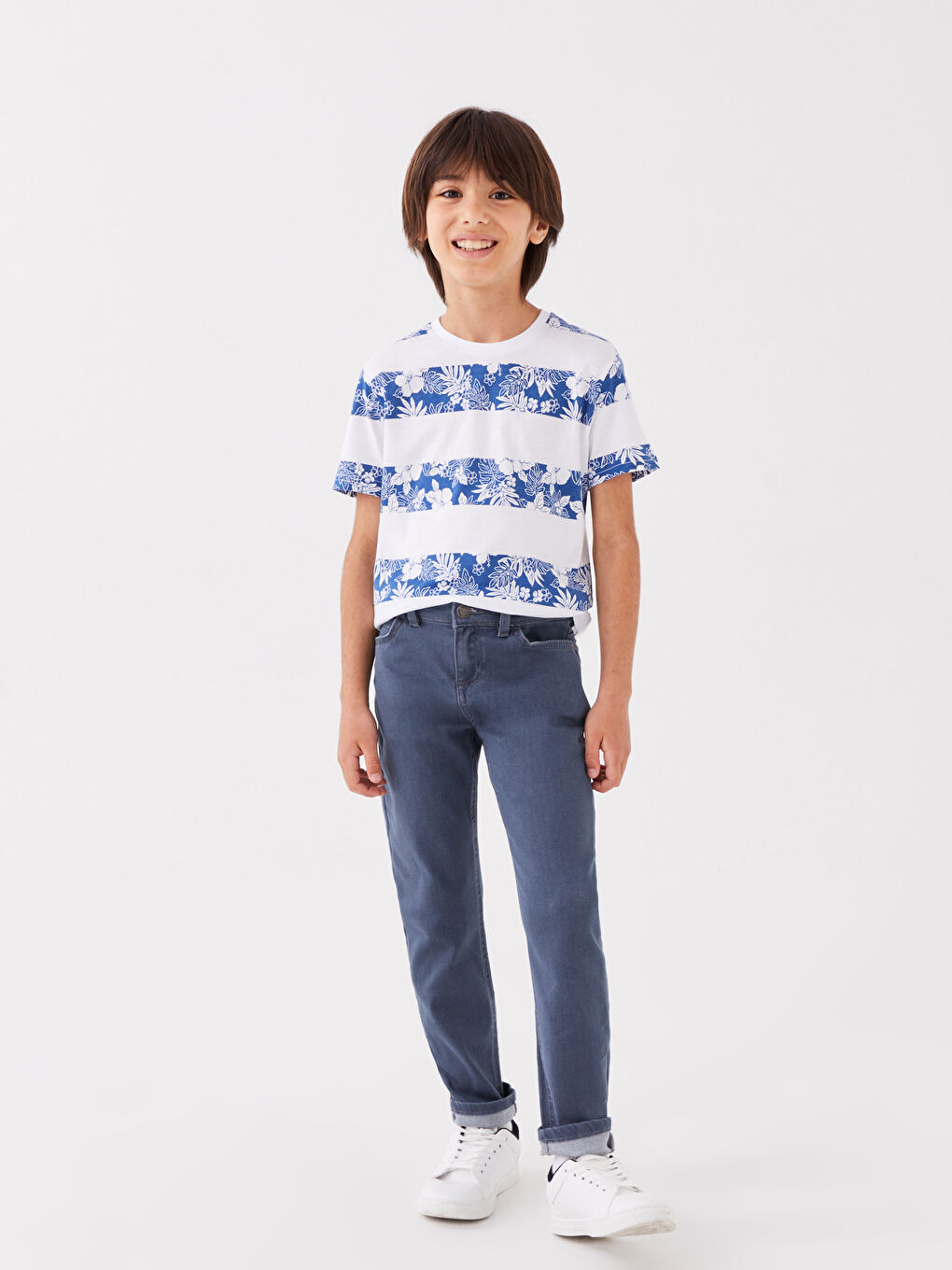 Lacivert Bisiklet Yaka Desenli Kısa Kollu Erkek Çocuk Tişört-1