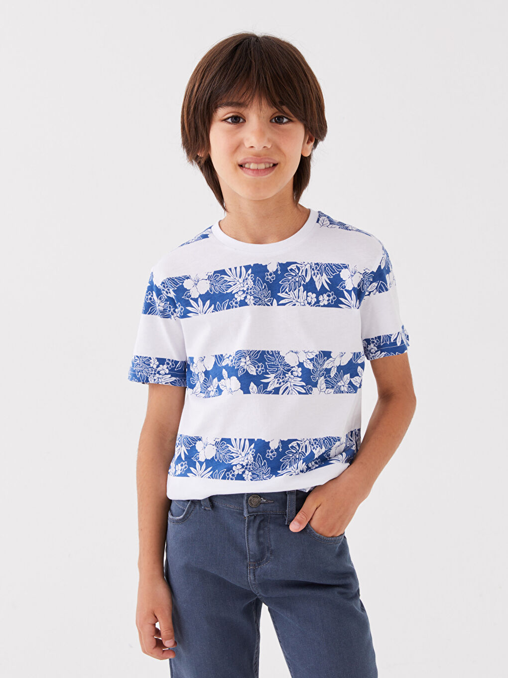 Lacivert Bisiklet Yaka Desenli Kısa Kollu Erkek Çocuk Tişört-2