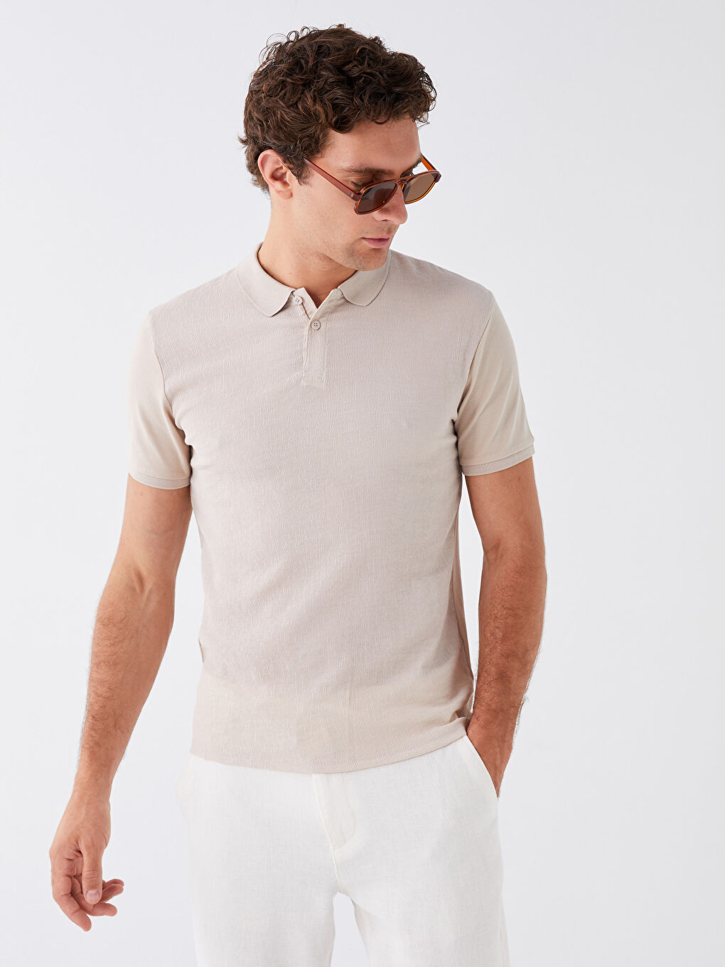 Bej Polo Yaka Kısa Kollu Erkek Tişört-1