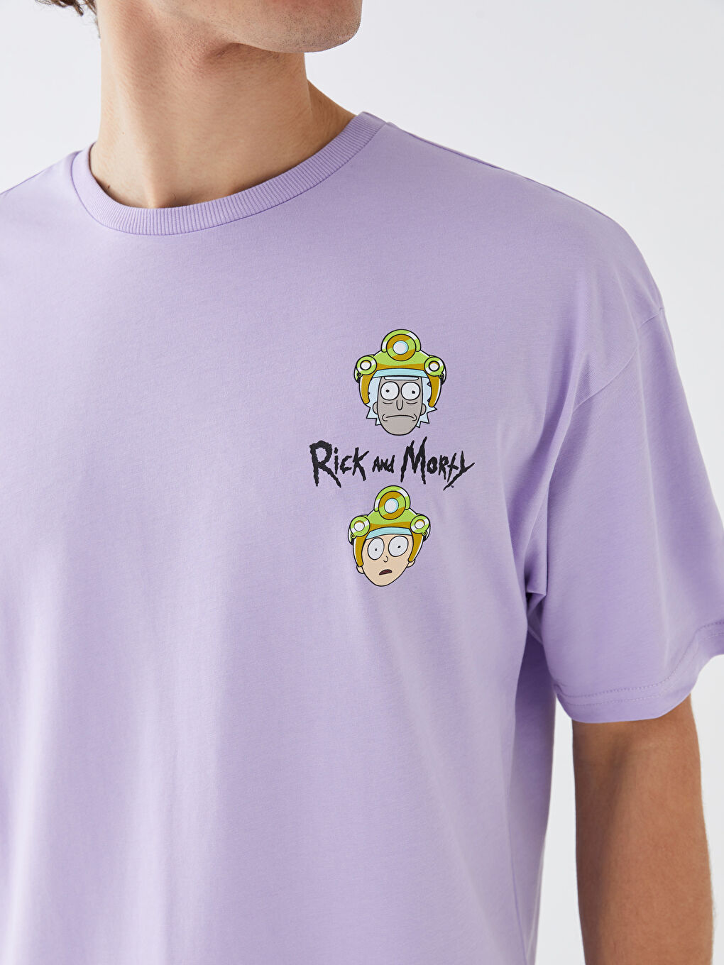 Lila Bisiklet Yaka Kısa Kollu Rick and Morty Baskılı Penye Erkek Tişört-3