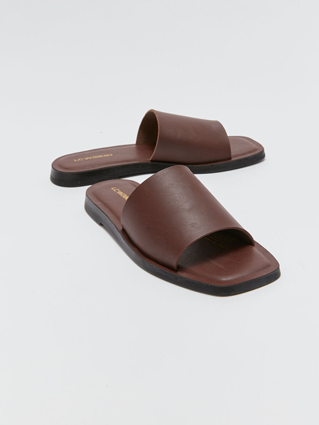 Kahverengi Deri Görünümlü Kadın Terlik-2