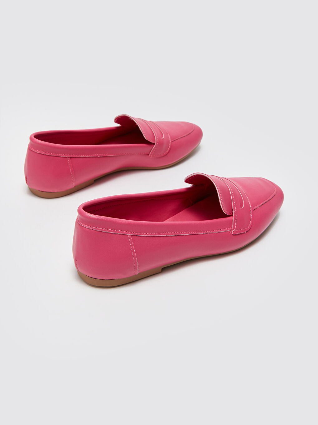 Fuşya Deri Görünümlü Kadın Klasik Ayakkabı-4