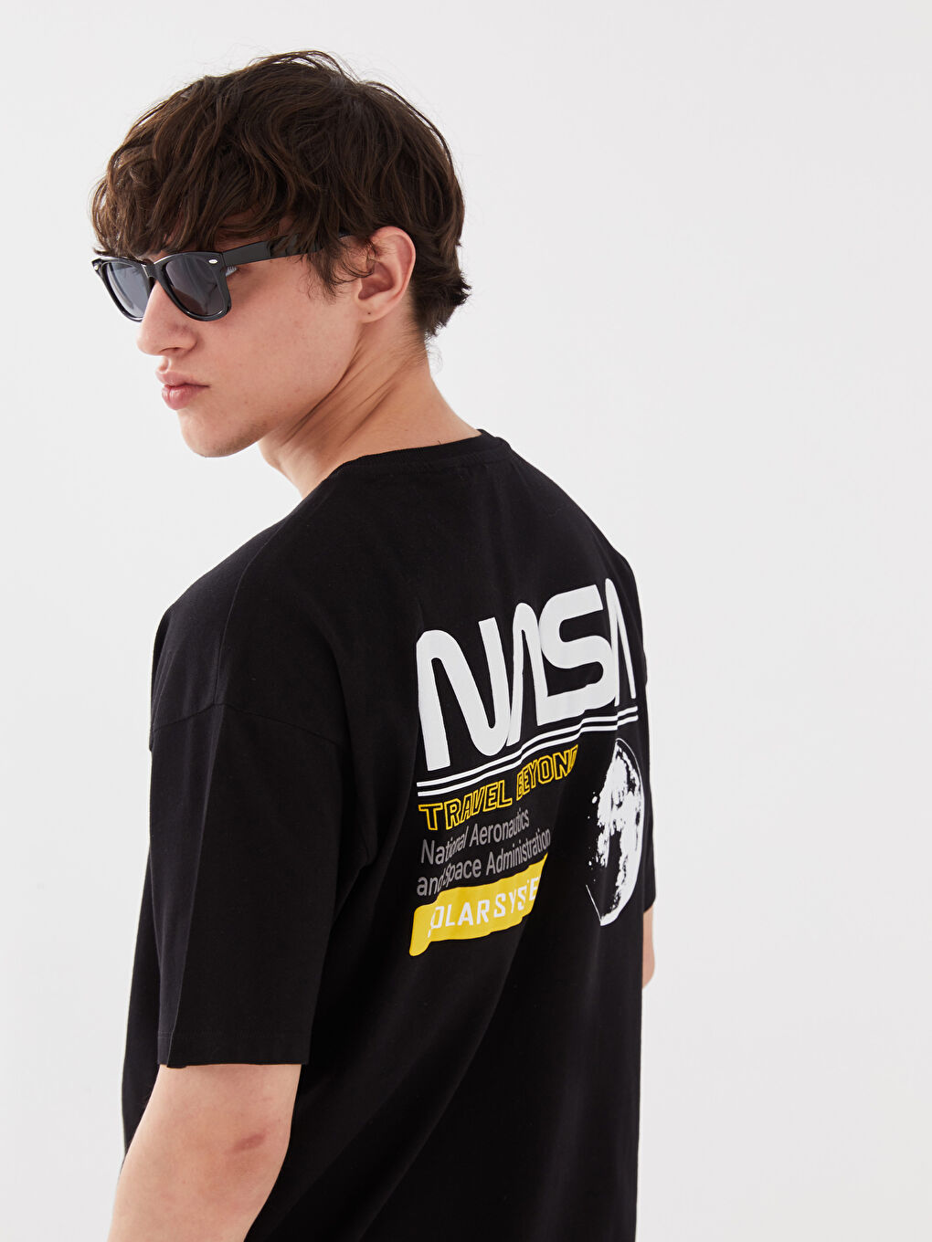 Siyah Bisiklet Yaka Kısa Kollu Baskılı Penye Erkek Tişört