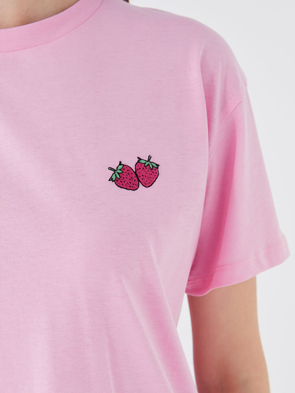 Crew Neck Embroidered Short Sleeve Women's T-Shirt-3