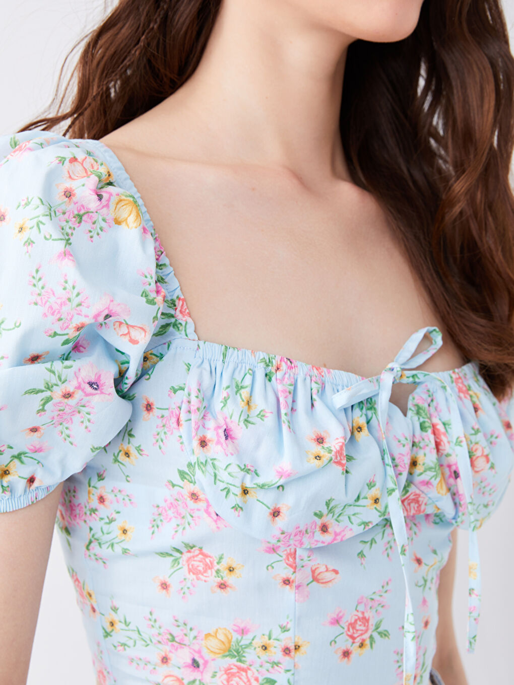 Heart Collar Floral Balloon Sleeve Crop Women's Blouse-3