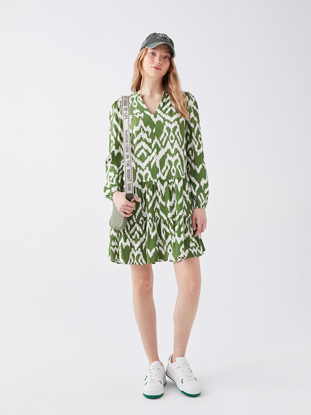 Yeşil Kaçık Yaka Desenli Uzun Kollu Kadın Elbise-2