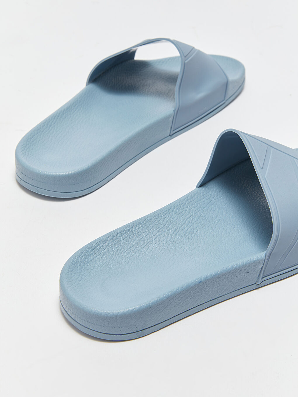 Mavi Kendinden Desenli Tek Bantlı Erkek Terlik-4