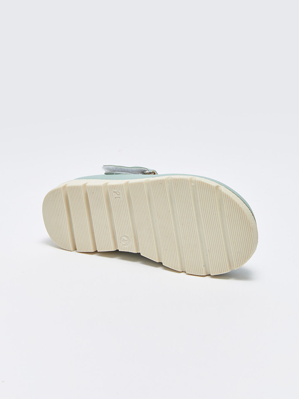 Yeşil Deri Görünümlü Kız Bebek Babet-3