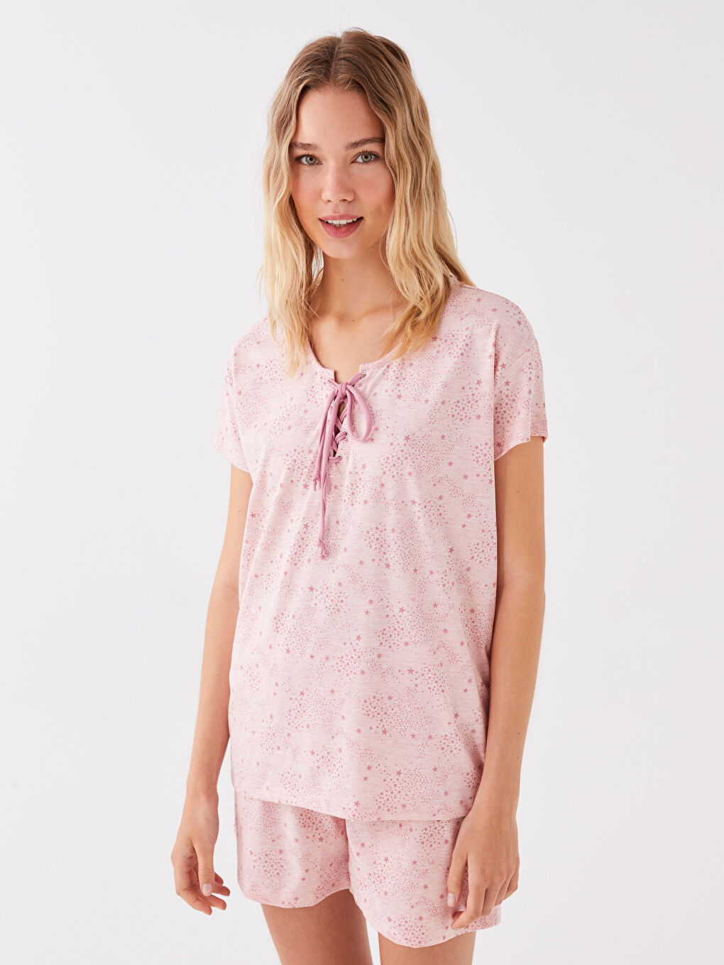 Pembe Bağlamalı Yaka Desenli Kısa Kollu Kadın Şortlu Pijama Takımı-1