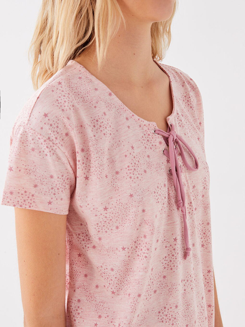 Pembe Bağlamalı Yaka Desenli Kısa Kollu Kadın Şortlu Pijama Takımı-3