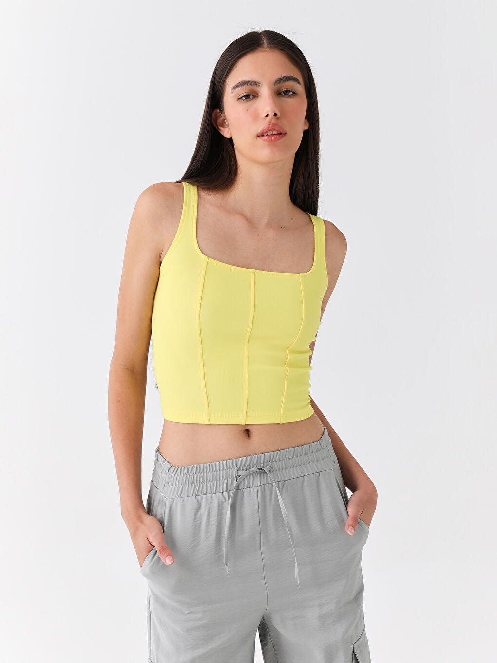 Women's Square Collar Straight Crop -S3FS53Z8-FRL