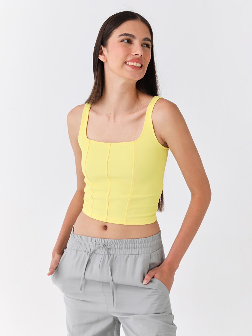 Women's Square Collar Straight Crop -S3FS53Z8-FRL