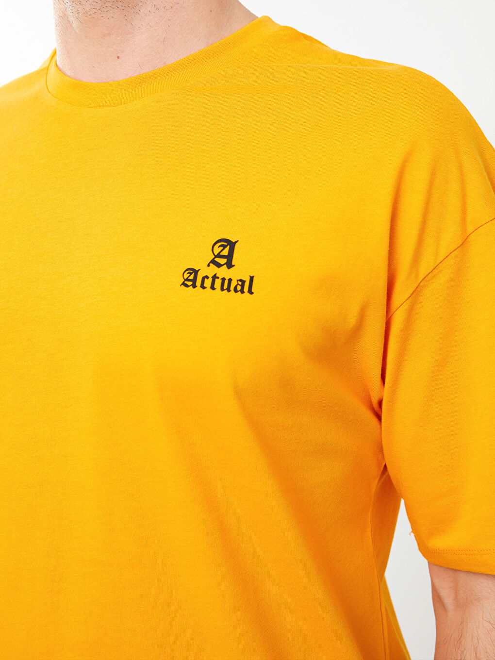 تيشيرت رجالي ياقة دائرية كم قصير مطبوع قطن ممشط-3